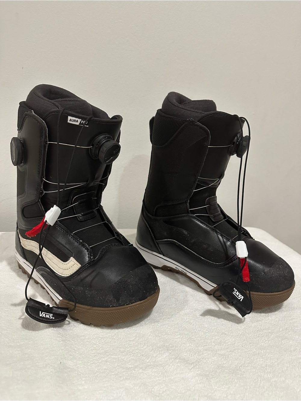 Vans Black and Brown Snowboard Boots with Cream Side Stripe